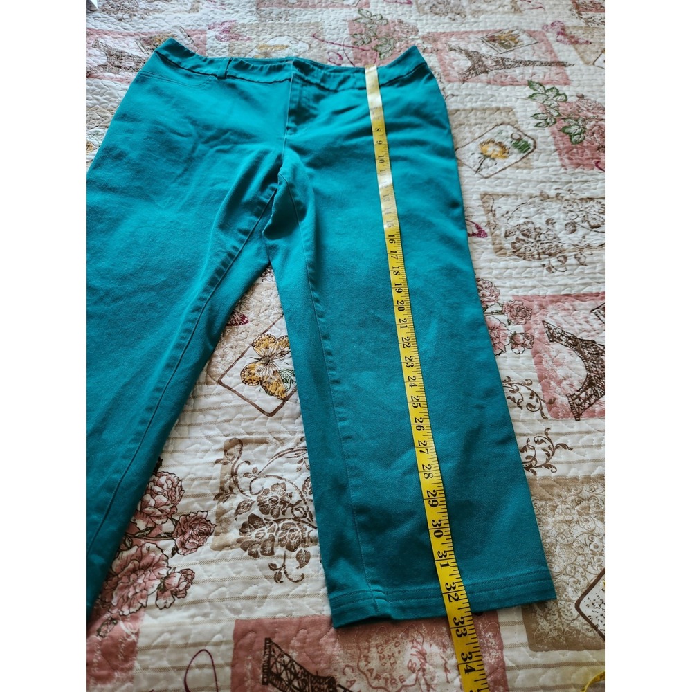 Chico's Women's Capri Pants Stretch Mid-Rise Pockets Green  Cotton Size‎ L(12) - Picture 7 of 10
